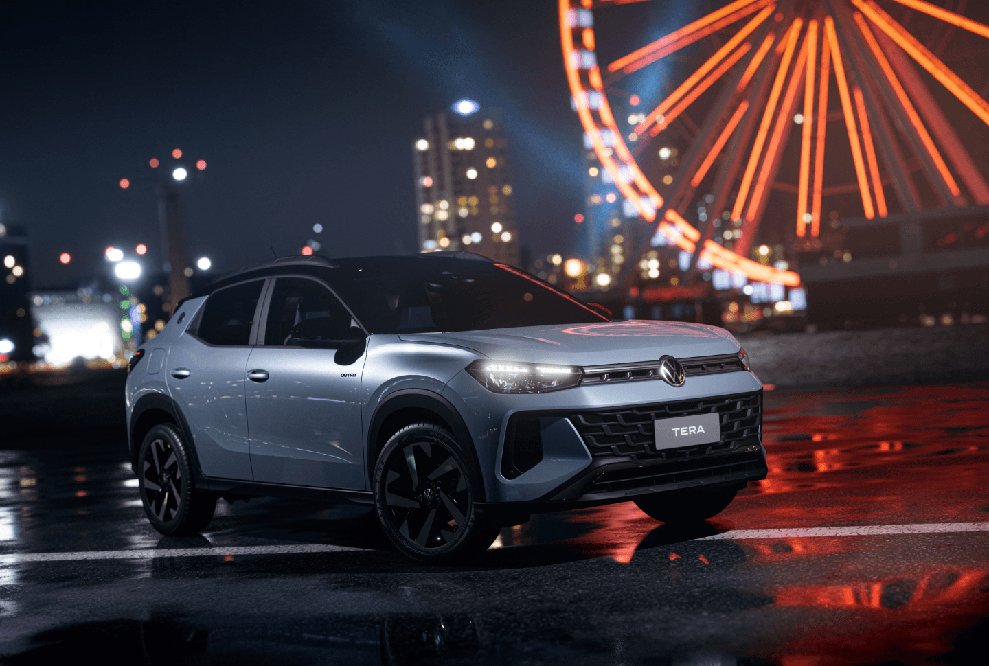 Carro estacionado em cenário noturno com roda-gigante iluminada